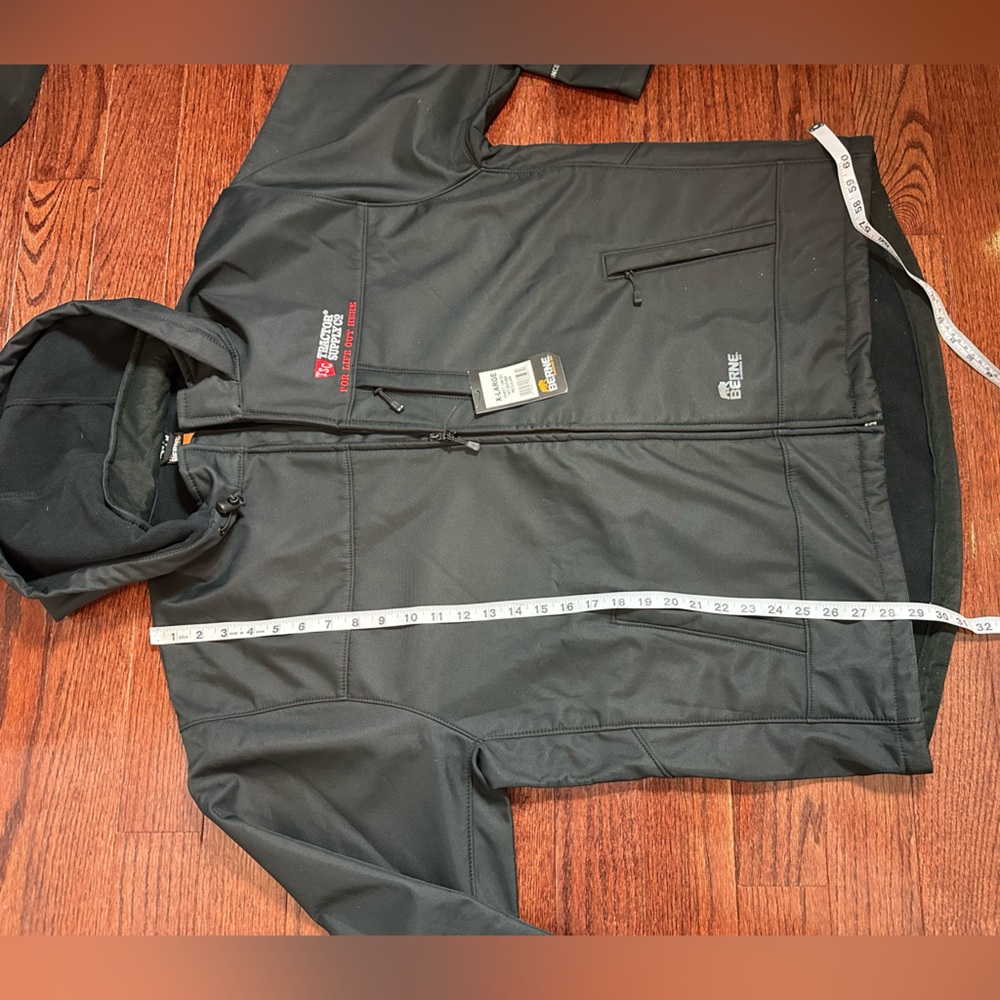 BERNE Tractor Supply Co. hooded jacket - Picture 16 of 16